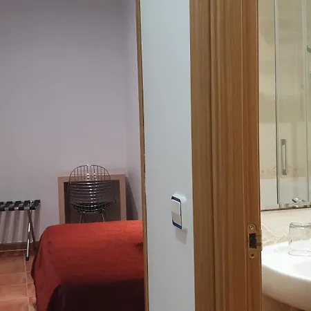 Hostal Las Fuentes (Adults Only) Madrid Exterior photo