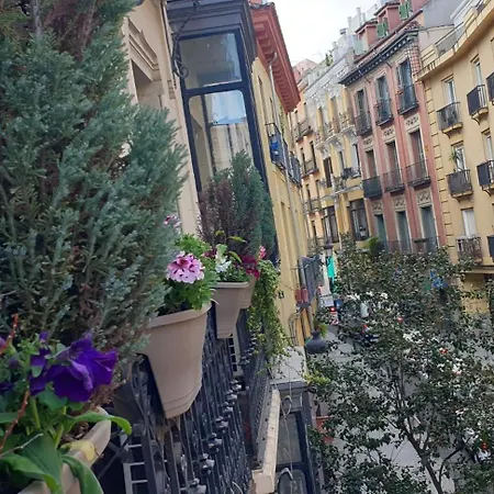 Hostal Las Fuentes (Adults Only) Madrid Exterior photo