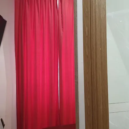 Hostal Las Fuentes (Adults Only) Madrid Exterior photo