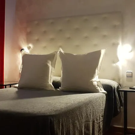 Hostal Las Fuentes (Adults Only) Madrid Exterior photo