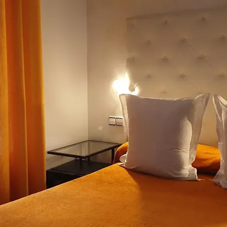 Hostal Las Fuentes (Adults Only) Madrid Exterior photo
